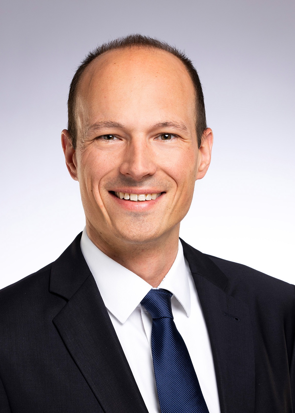 Prof. Dr. Philip Valta